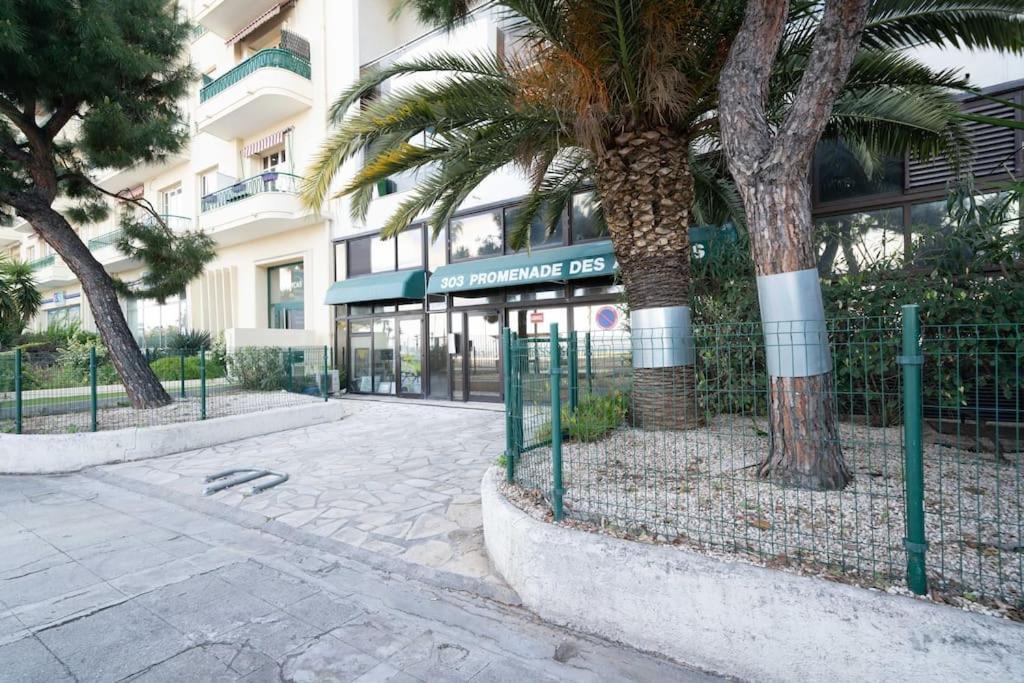 Apartment La Prom - A Two Bedroom With A Sea View Nizza